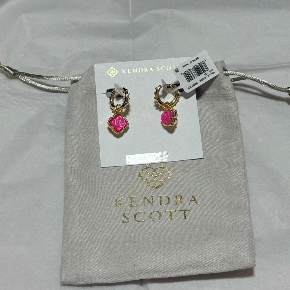 NWT Kendra Scott Mallory Gold Huggie Convertible Earrings in Blush Roses - Picture 9 of 12